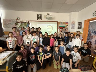 "Апостоле, от теб се учим всички!" - почит към делото на Васил Левски 13