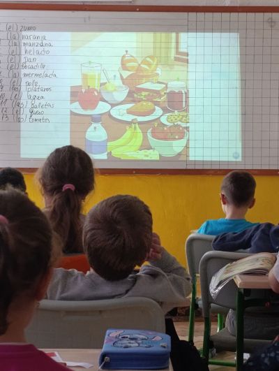 Успешно приключиха заниманията по интереси в училище 6