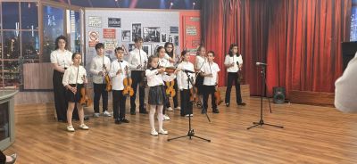 Италианският хор на 17. СУ "Дамян Груев" с участие в телевизия Евроком 5